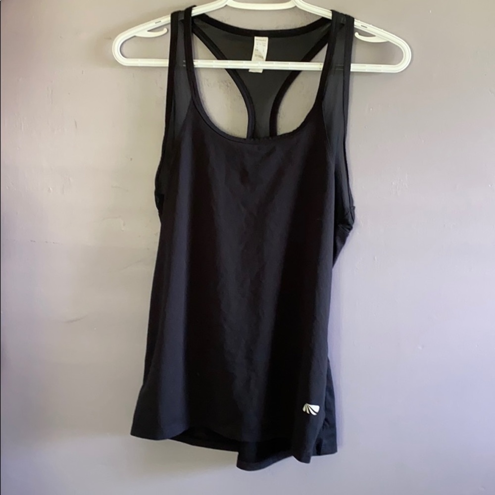 Black workout tank top